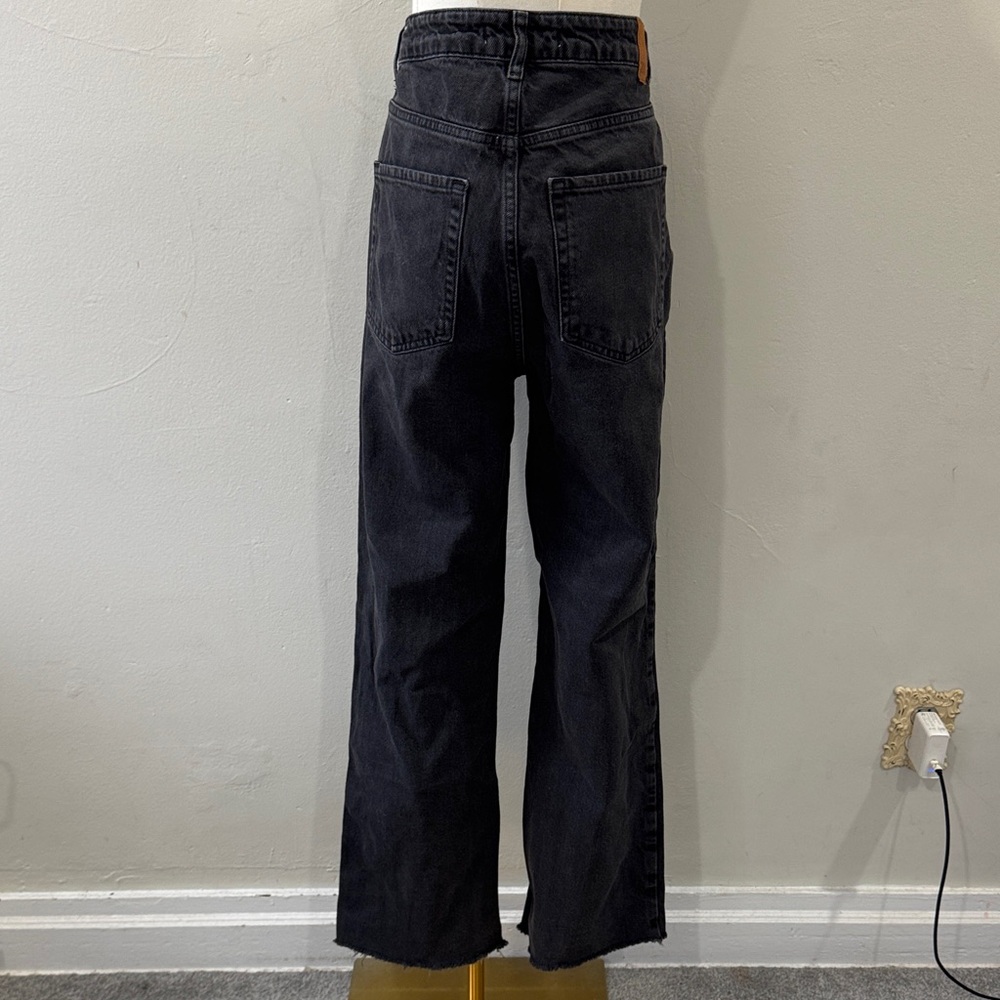 ZARA Raw Hem Wide-Leg Jeans – Size 8 (EUR 40) – Inseam 27” - Picture 4 of 9